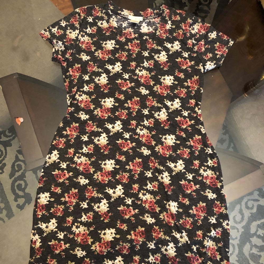 Floral print short sleeve dress